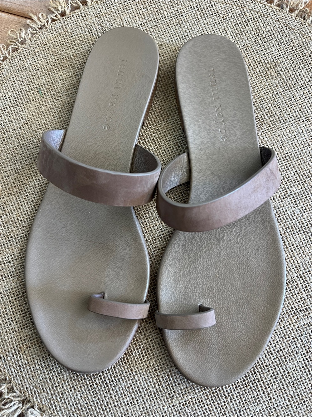Jenni Kayne Taupe Brown Leather Toe-Loop Slide Sandals